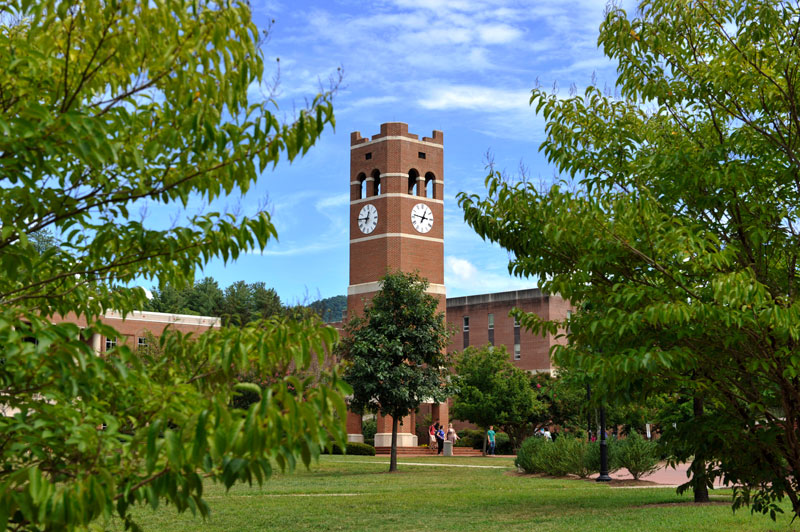 Photo of the alumni tower