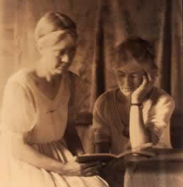 Marguerite Butler (left) and Olive Campbell (right) 